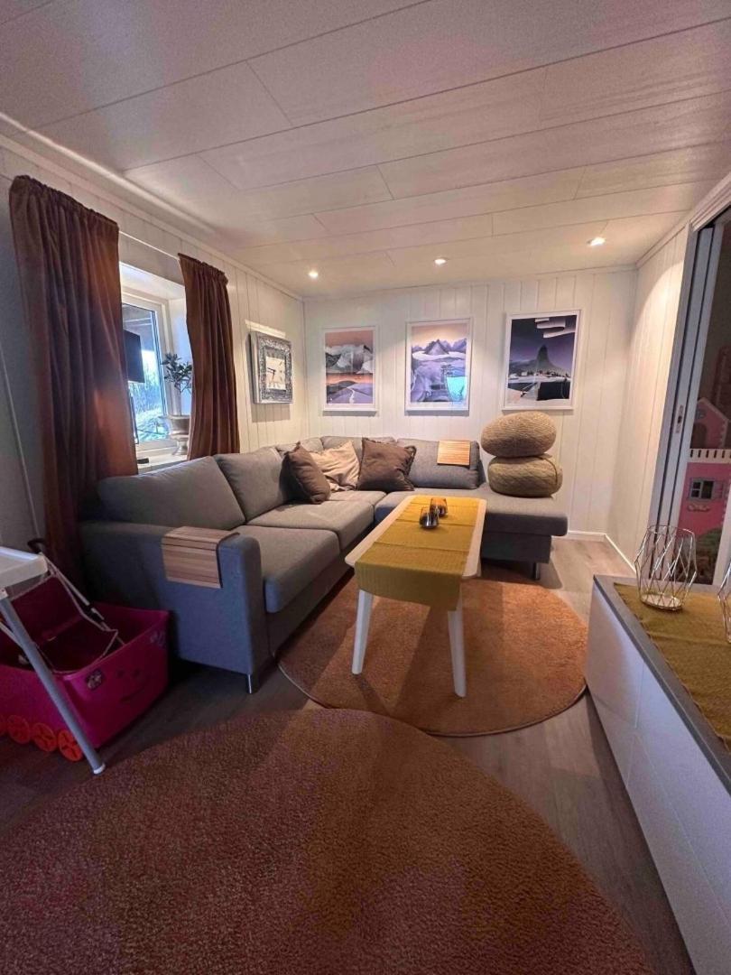 Kb Basement Apartment Sørvågen Dış mekan fotoğraf