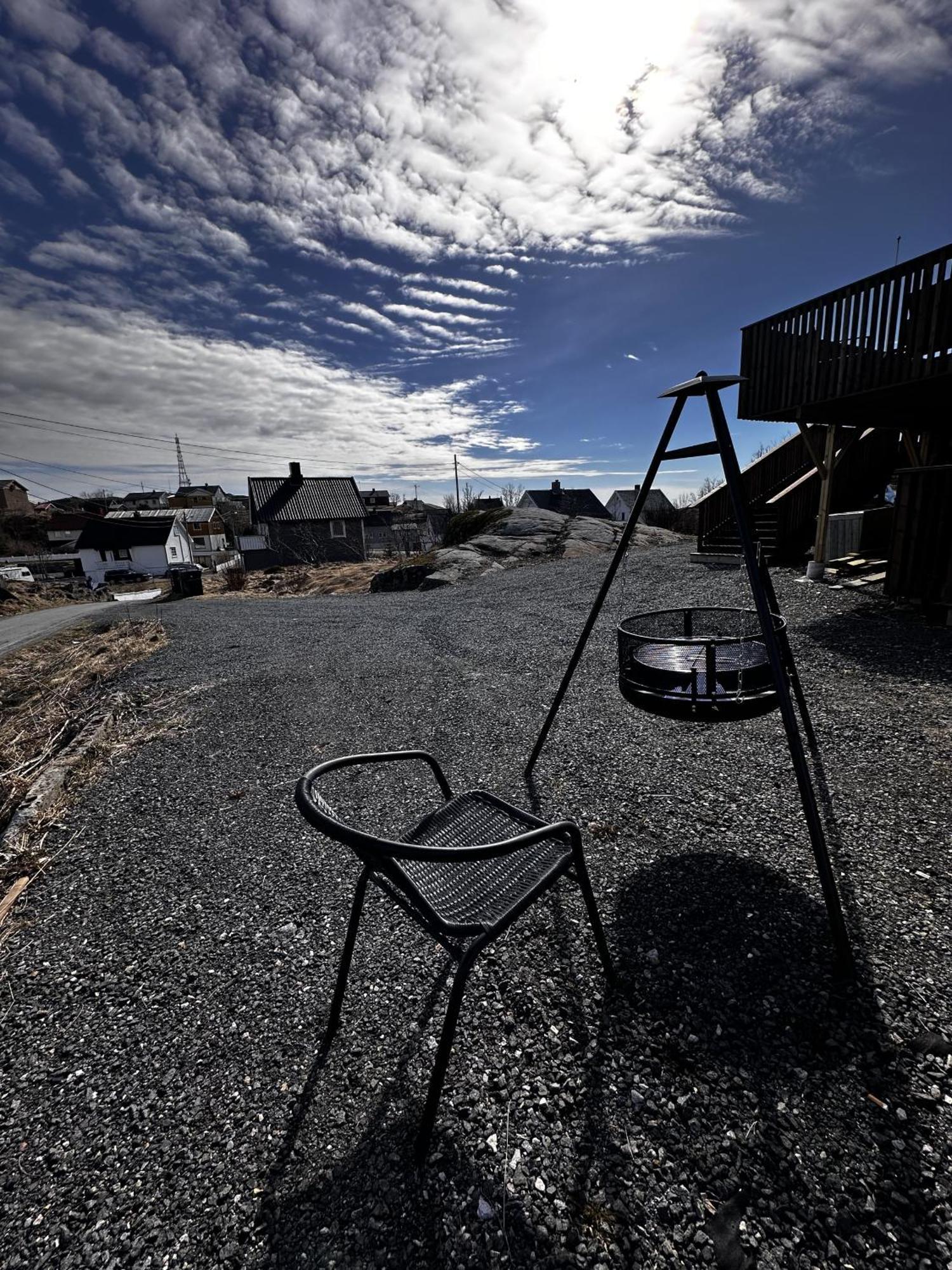 Kb Basement Apartment Sørvågen Dış mekan fotoğraf